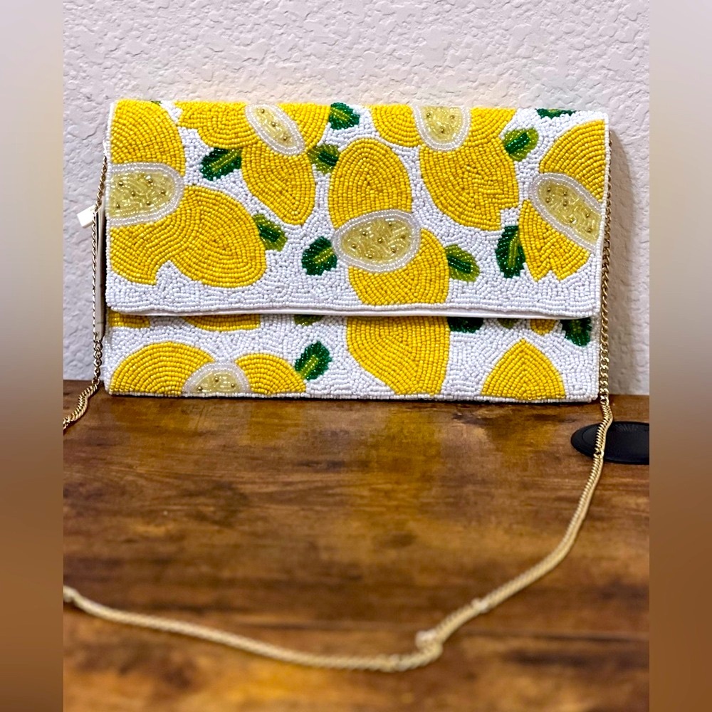 Viral Summer Yellow Beaded Lemon Clutch 🍋